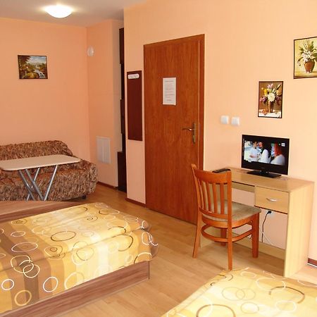 Our Home Guest Rooms Weliko Tarnowo Exterior foto