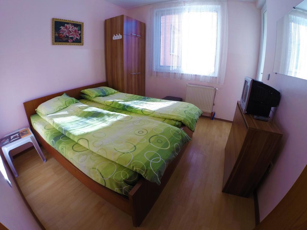Our Home Guest Rooms Weliko Tarnowo Exterior foto
